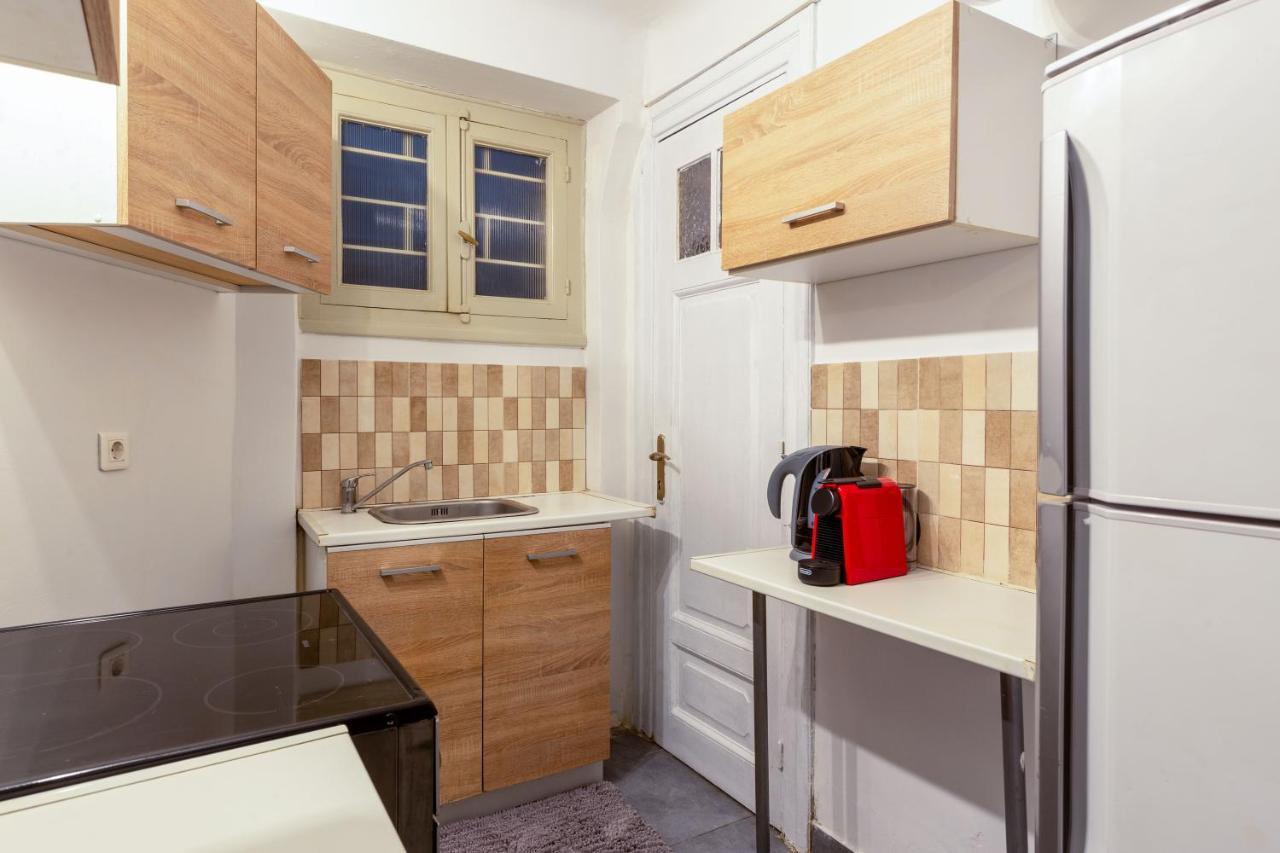 Central Apartment In The Heart Of Historic Center 아테네 외부 사진